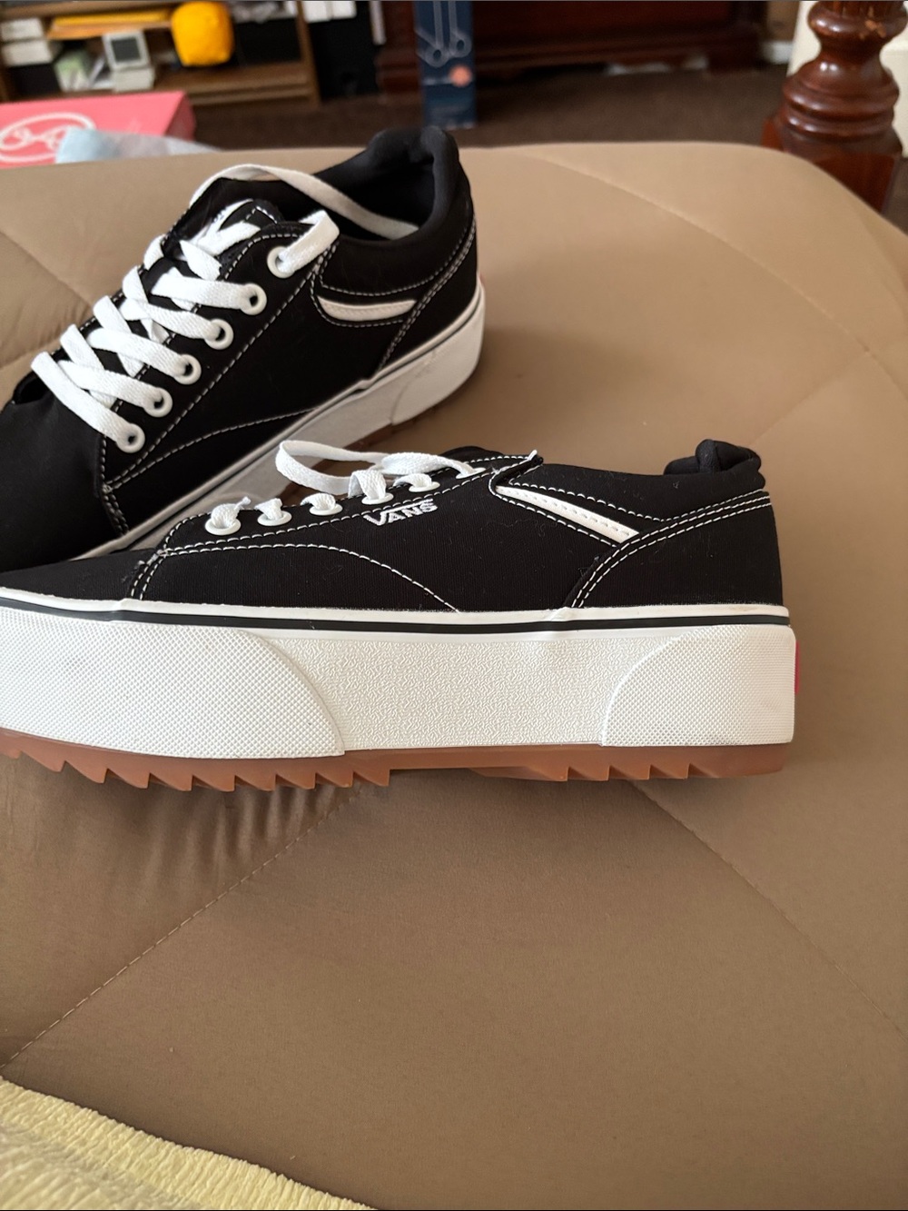 Vans Black Canvas Low-Top Sneakers - Picture 5 of 9